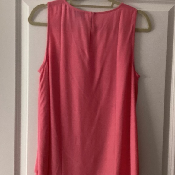Never Worn Ann Taylor Sleeveless Blouse - Picture 3 of 3